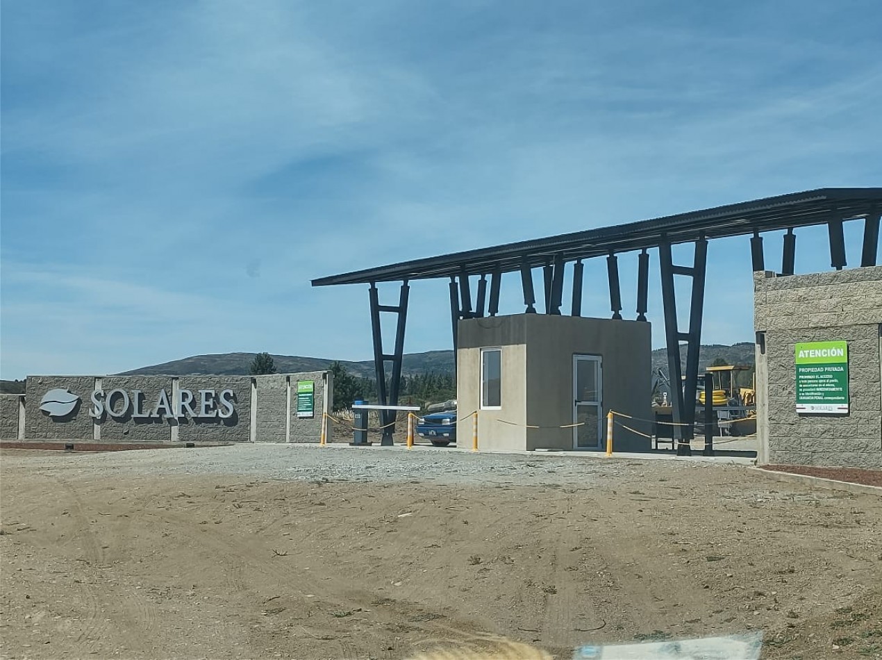 Varios lotes en venta en Solares 