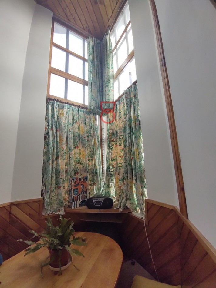 En Jardin Botanico y con vista al lago