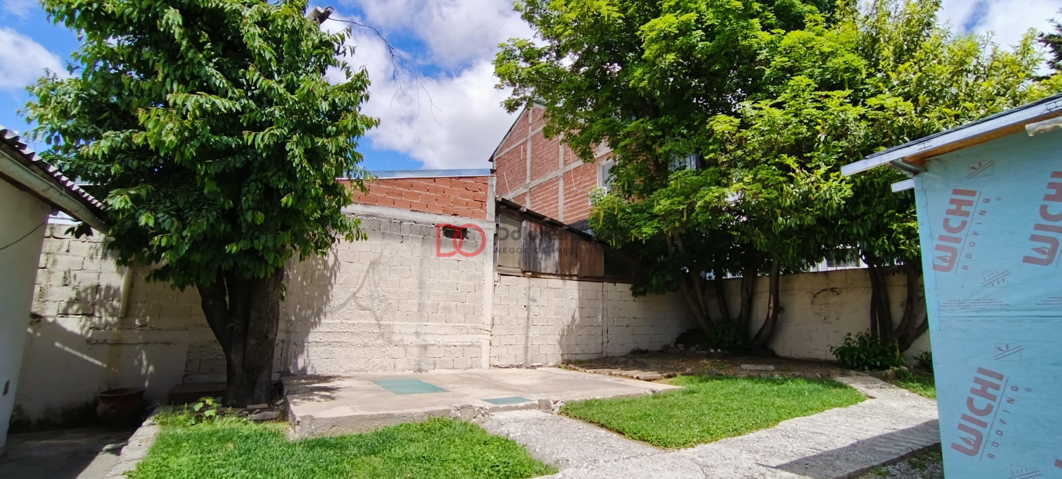 Alquiler casa urbana mas departamento o local comercial