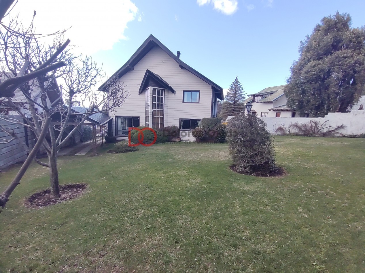 En Jardin Botanico y con vista al lago