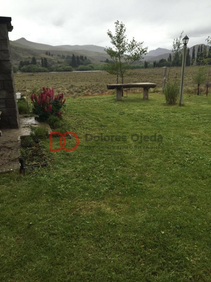 Casita sobre el Limay