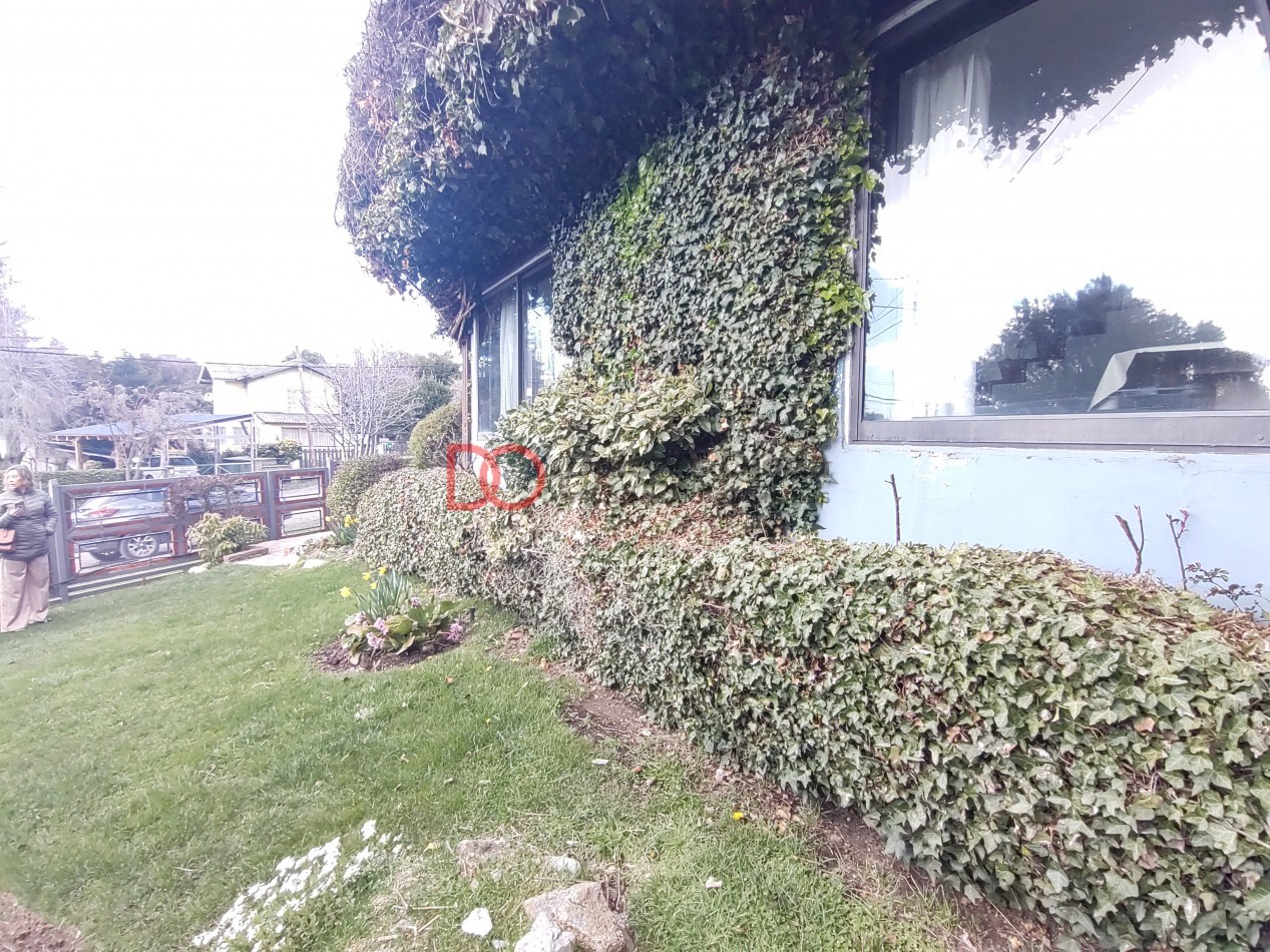 En Jardin Botanico y con vista al lago