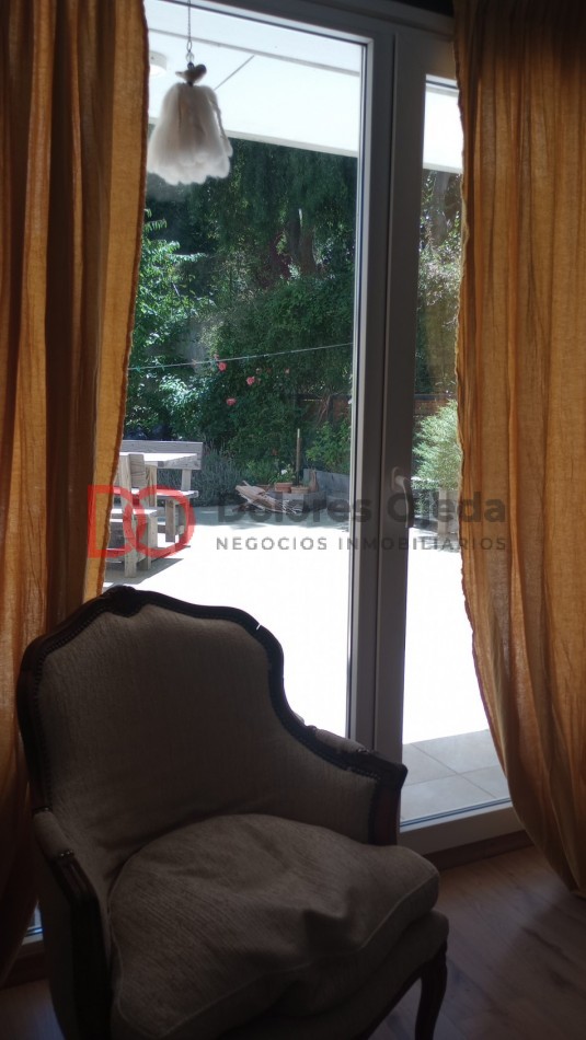 Planta baja con jardin urbana